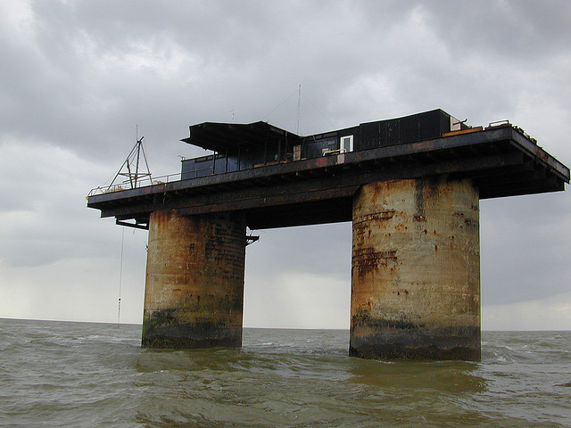 Sealand exterior photo showing rust