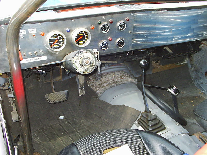 car_1974_amc_matador_removable_quick_release_steering_wheel