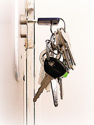 keys_in_door